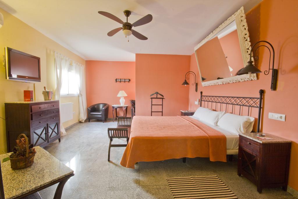 Hostal Nueva Andalucia Alcalá de Guadaira Dış mekan fotoğraf