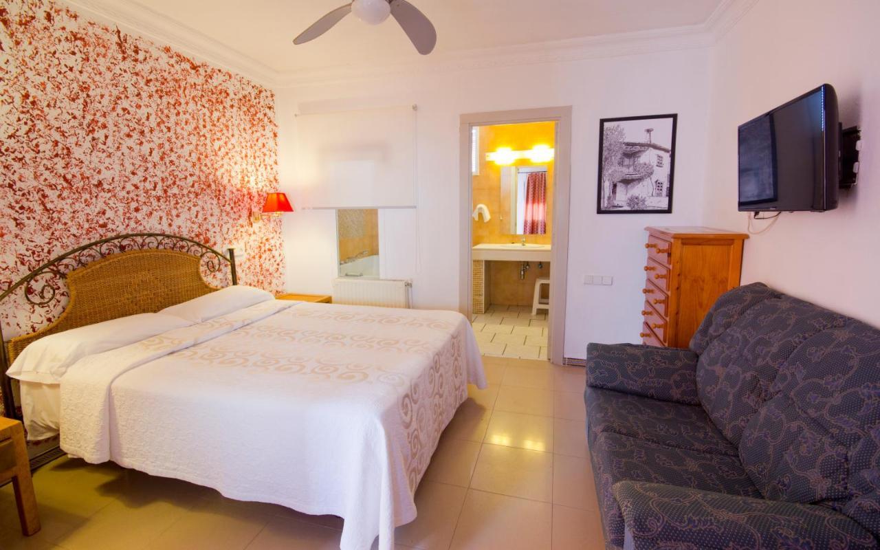 Hostal Nueva Andalucia Alcalá de Guadaira Dış mekan fotoğraf